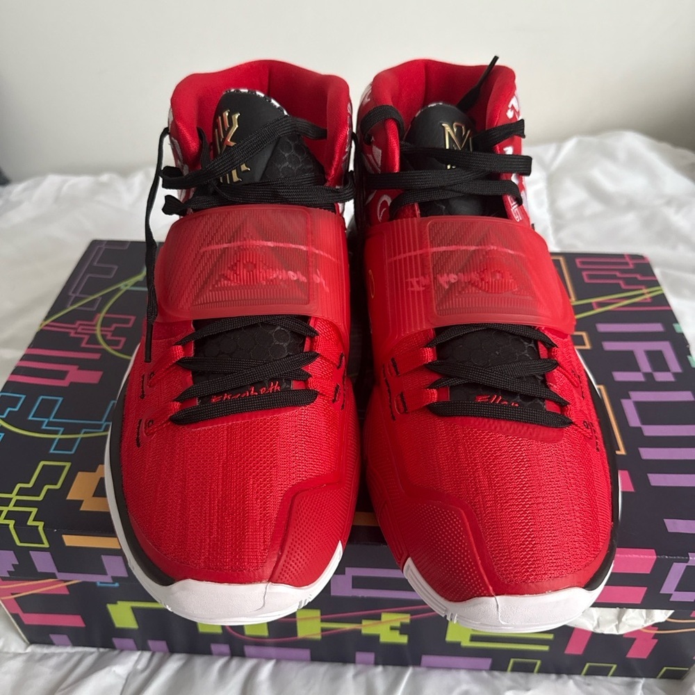 Nike x Sneaker Room Kyrie 6 "Mom" (Red) - Picture 4 of 6